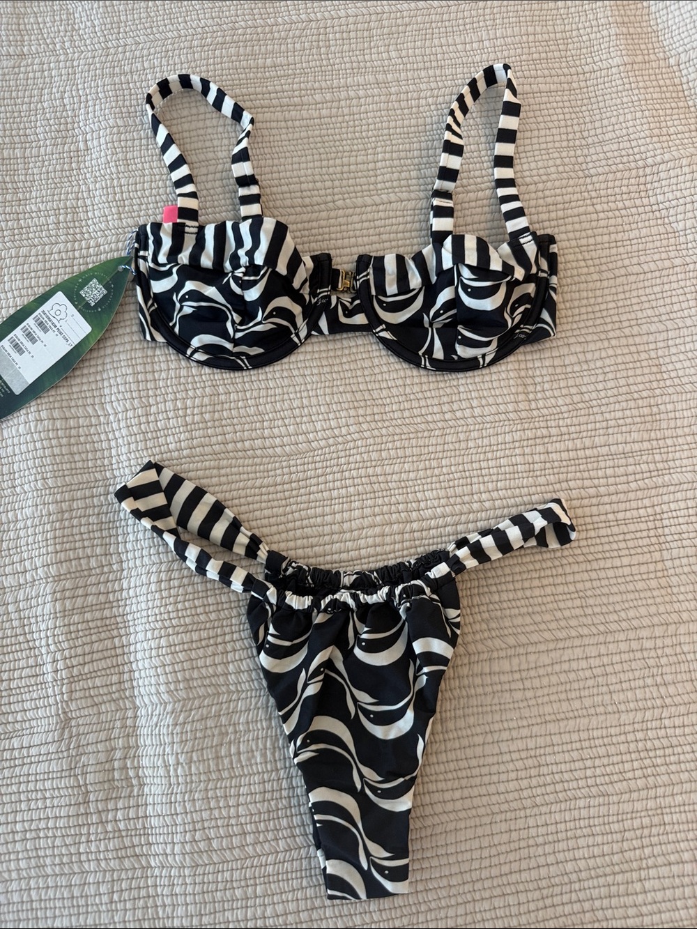FARM Rio Black & White Curved Wave Bikini